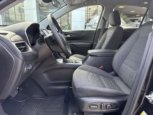 Used 2024 Chevrolet Equinox LT image 4