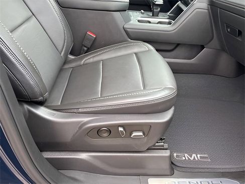 Used 2023 GMC Sierra 1500 Denali w/ Denali Reserve Package image 12