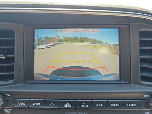 Used 2019 Hyundai Elantra SEL FWD image 20