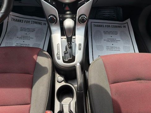 Used 2014 Chevrolet Cruze LT FWD image 23