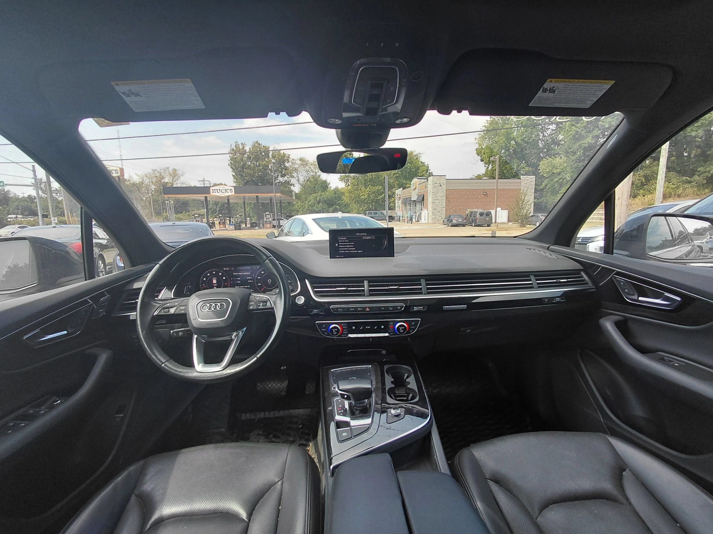 Used 2017 Audi Q7 3.0T Premium Plus w/ Premium Plus Package AWD/4WD image 10