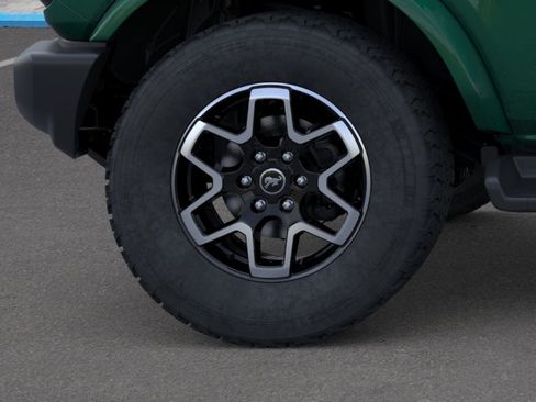 New 2025 Ford Bronco Outer Banks AWD/4WD image 21