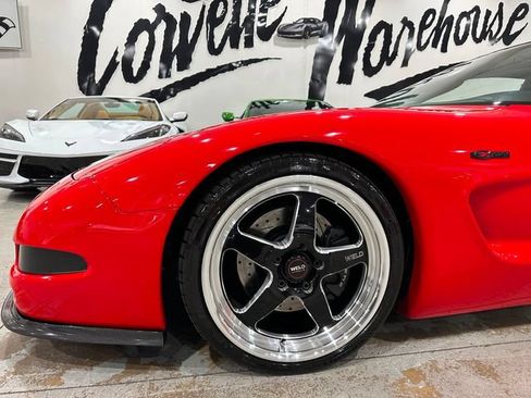 Used 2003 Chevrolet Corvette Z06 w/ Memory Package, 3 Drivers RWD image 23