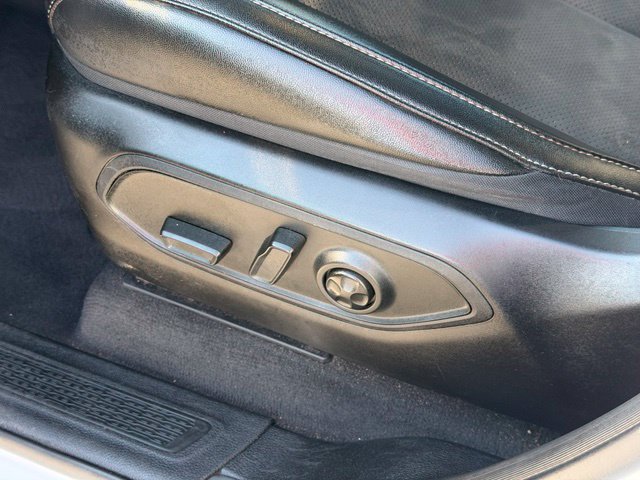 Used 2025 Jeep Grand Cherokee Altitude RWD image 18