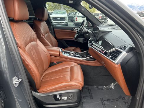 Used 2023 BMW X7 M60i w/ Executive Package image 29