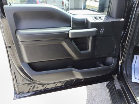 Used 2018 Ford F150 XLT w/ Equipment Group 302A Luxury RWD image 13