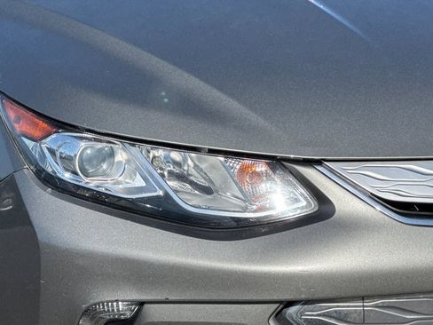Used 2017 Chevrolet Volt LT image 42