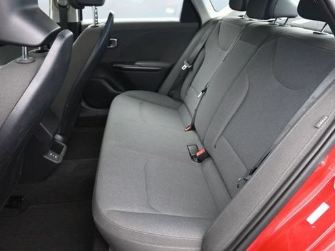 Used 2025 Kia K4 FWD image 25