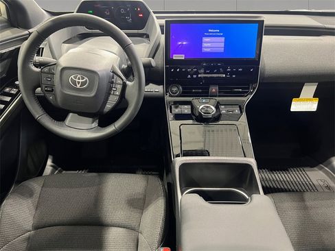Used 2025 Toyota bZ4X AWD w/ Weather Package image 12