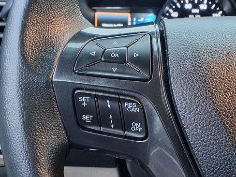 Certified 2019 Ford Explorer XLT w/ Equipment Group 202A image 21