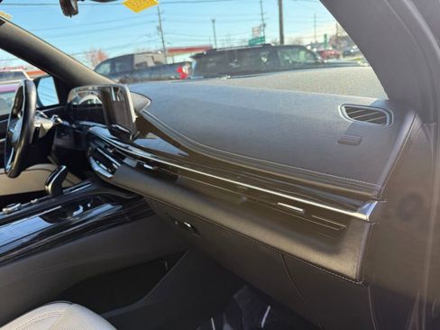 Used 2021 Cadillac Escalade ESV Sport w/ Driver Assist Tech Package image 32