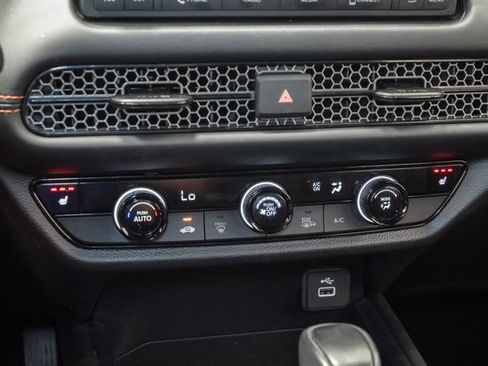 Used 2024 Honda HR-V Sport image 17
