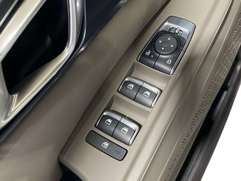New 2026 Kia Carnival FWD image 18