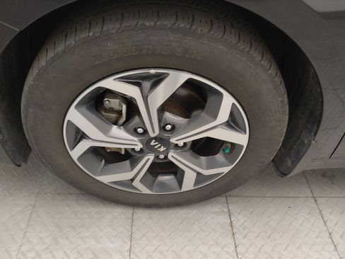 Used 2021 Kia Forte LXS FWD image 31