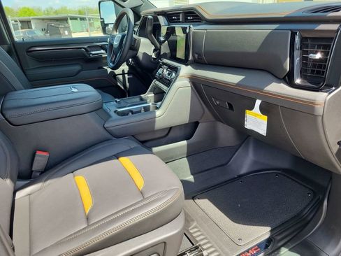New 2026 GMC Sierra 2500 AT4 w/ AT4 Premium Plus Package image 26