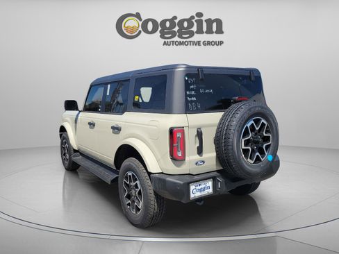 New 2026 Ford Bronco Outer Banks AWD/4WD image 2