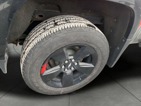 Used 2018 Chevrolet Colorado LT image 12