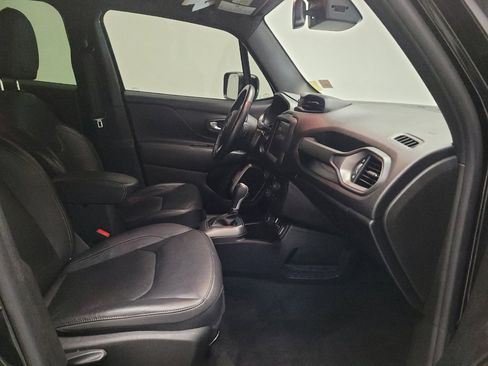 Used 2020 Jeep Renegade Altitude AWD/4WD image 21