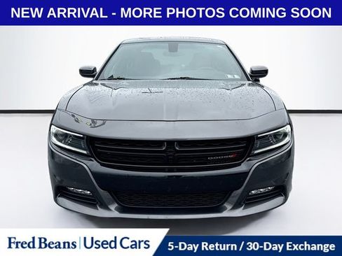 Used 2022 Dodge Charger SXT AWD/4WD image 2