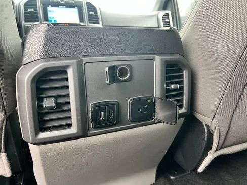 Used 2017 Ford F150 XLT w/ Equipment Group 302A Luxury image 22