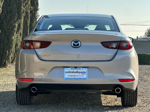 New 2026 MAZDA MAZDA3 2.5 S Sedan w/ Preferred Pkg image 5