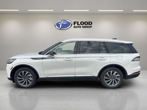 New 2026 Lincoln Aviator AWD image 5
