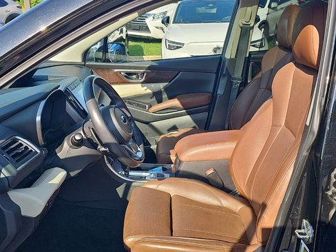 Used 2019 Subaru Ascent Touring AWD/4WD image 3