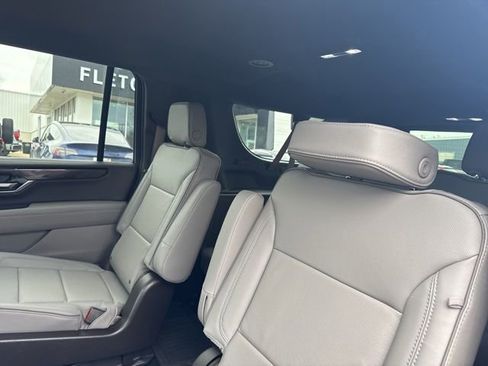 New 2026 GMC Yukon XL Elevation w/ LPO, Floor Liner Package AWD/4WD image 16