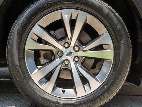 Used 2020 Ford Explorer Platinum w/ Premium Technology Package AWD/4WD image 58