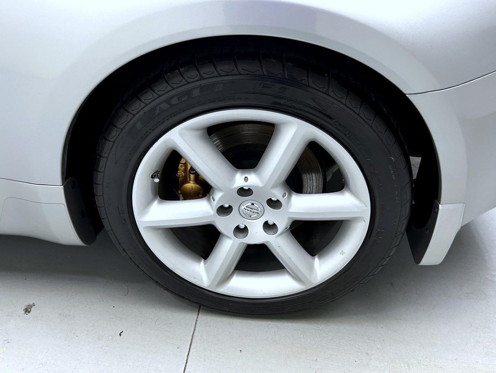 Used 2005 Nissan 350Z Grand Touring RWD image 18