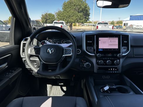 Used 2026 RAM 1500 Big Horn AWD/4WD image 2