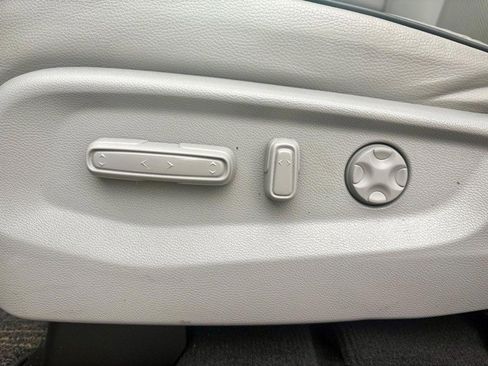 Used 2023 Honda Odyssey Elite image 39