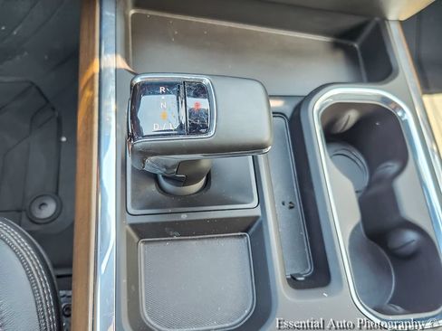 Certified 2023 Chevrolet Silverado 1500 High Country w/ High Country Premium Package AWD/4WD image 17