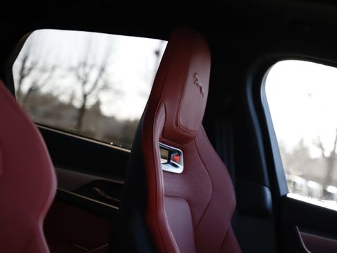 New 2026 Jaguar F-PACE R-Dynamic S image 12