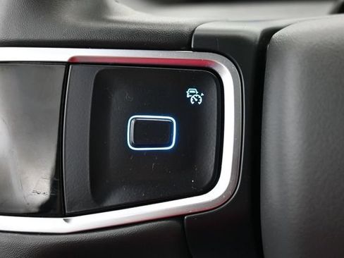 Certified 2025 Ford Expedition Active AWD/4WD image 18