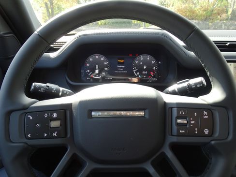 New 2026 Land Rover Defender 110 S image 23