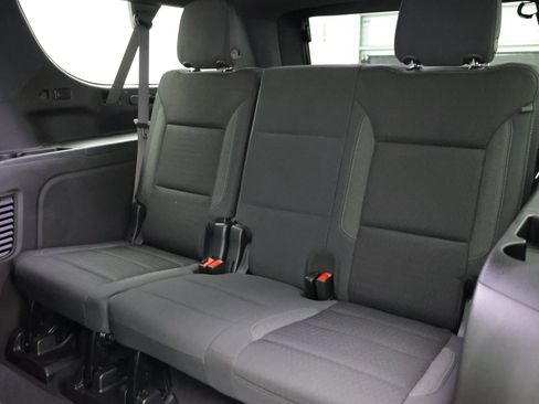 Used 2024 GMC Yukon XL SLE w/ Gmc Pro Safety Plus Package RWD image 29