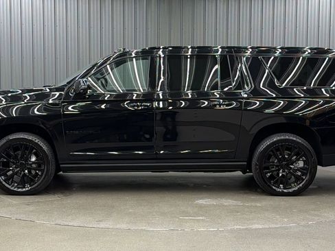 Used 2026 GMC Yukon XL Denali w/ Sun & Power Step Package image 2