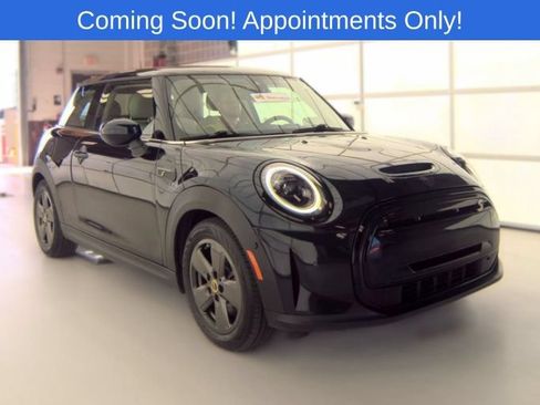 Used 2023 MINI Cooper SE FWD image 1