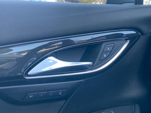 Certified 2025 Buick Envision Preferred image 24