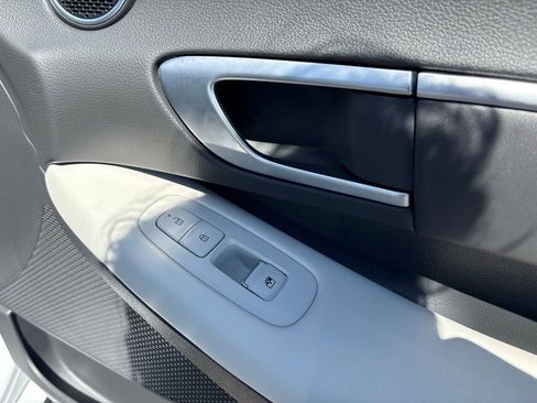 Certified 2025 Hyundai Sonata SEL FWD image 36