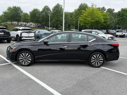 Certified 2024 Nissan Altima 2.5 SV FWD image 4