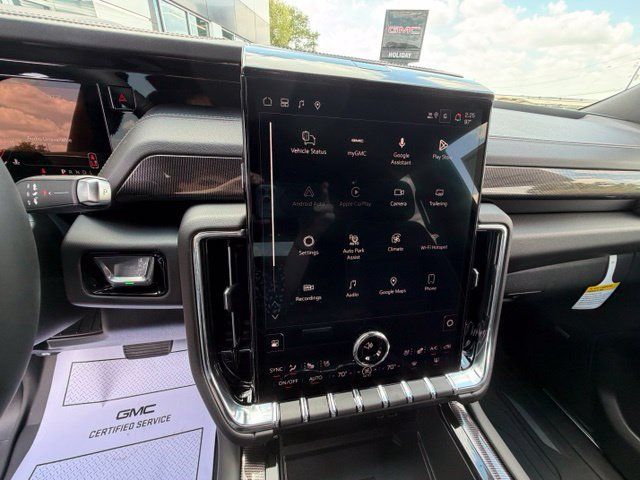 New 2026 GMC Yukon Elevation w/ Elevation Premium Package AWD/4WD image 10
