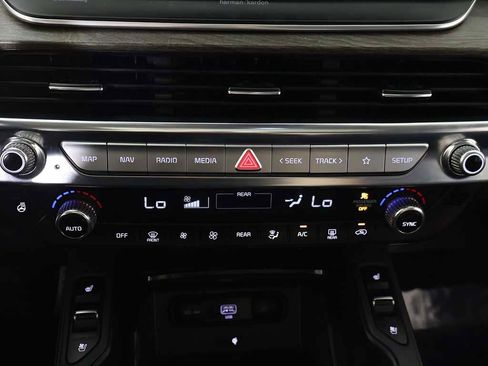 Used 2022 Kia Telluride SX image 58