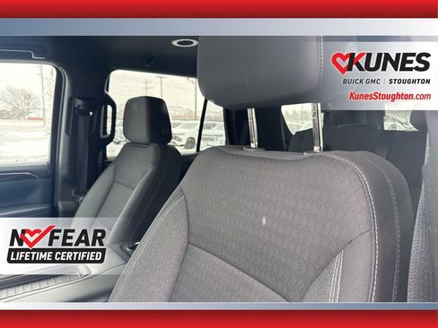 Used 2023 GMC Yukon SLE image 24