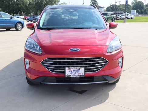 Used 2022 Ford Escape Titanium w/ Titanium Elite Package image 3