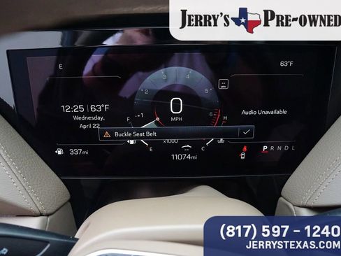 Used 2025 GMC Yukon XL Denali w/ Sun & Power Step Package image 11