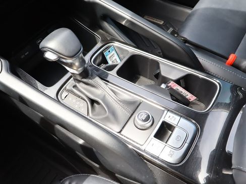 Used 2020 Kia Telluride S FWD image 29