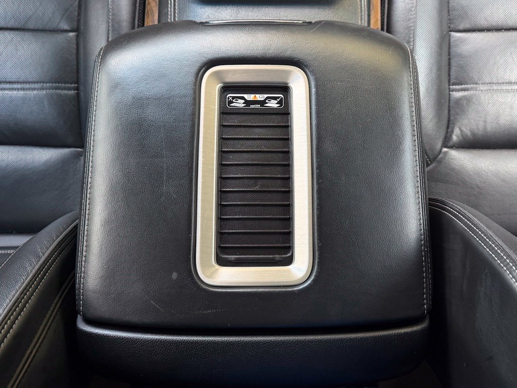 Used 2018 GMC Yukon XL Denali RWD image 21