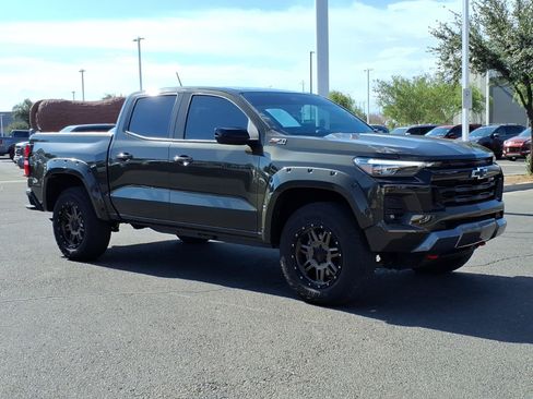 Used 2023 Chevrolet Colorado Z71 w/ Z71 Convenience Package 2 AWD/4WD image 7